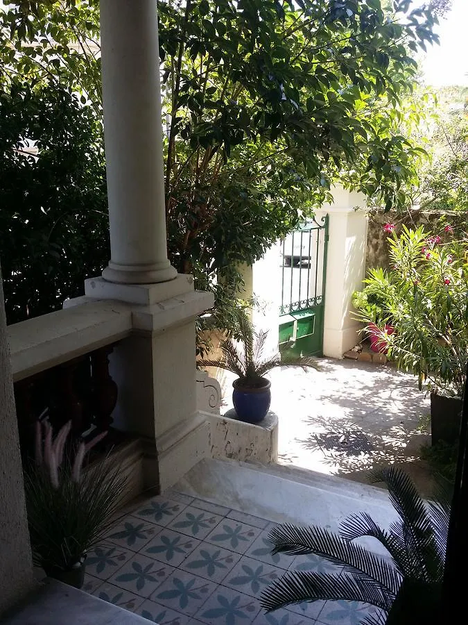 Apartment Villa Cottage Reine, Rc Jardin